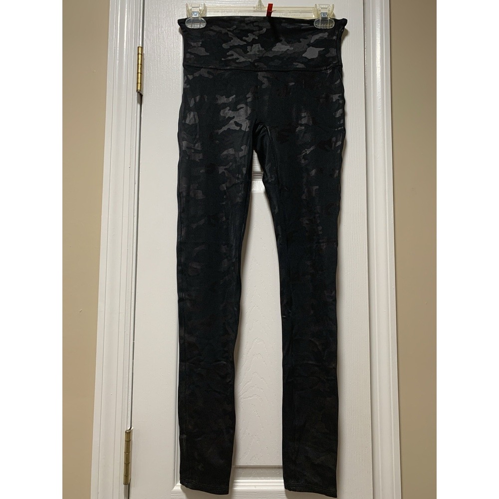 Spanx Look At Me Now Camo Leggings Womens‎ Size M Black